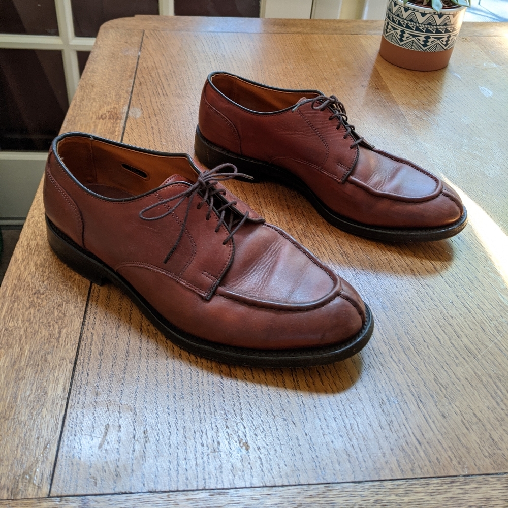 Allen Edmonds Bradley shoes, size 9.5 EEE, brown